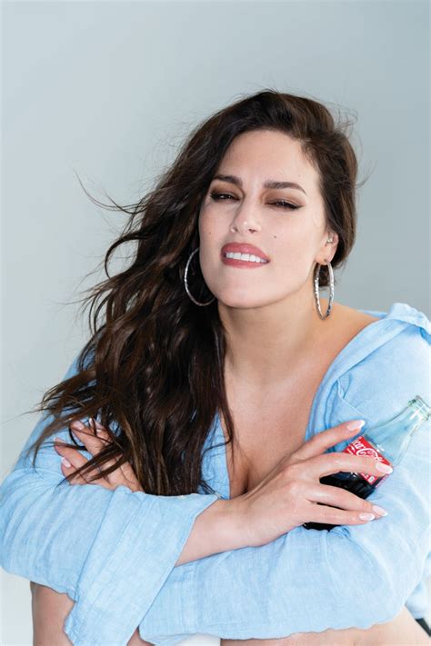 sexiest woman alive 2023|Supermodel Ashley Graham Is 2023 ‘Maxim’ Hot 100。